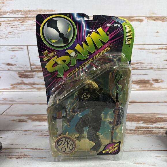 McFarlane Toys 1996 Spawn Ultra Series Vandalizer SEALED Action Figure - Picture 1 of 4